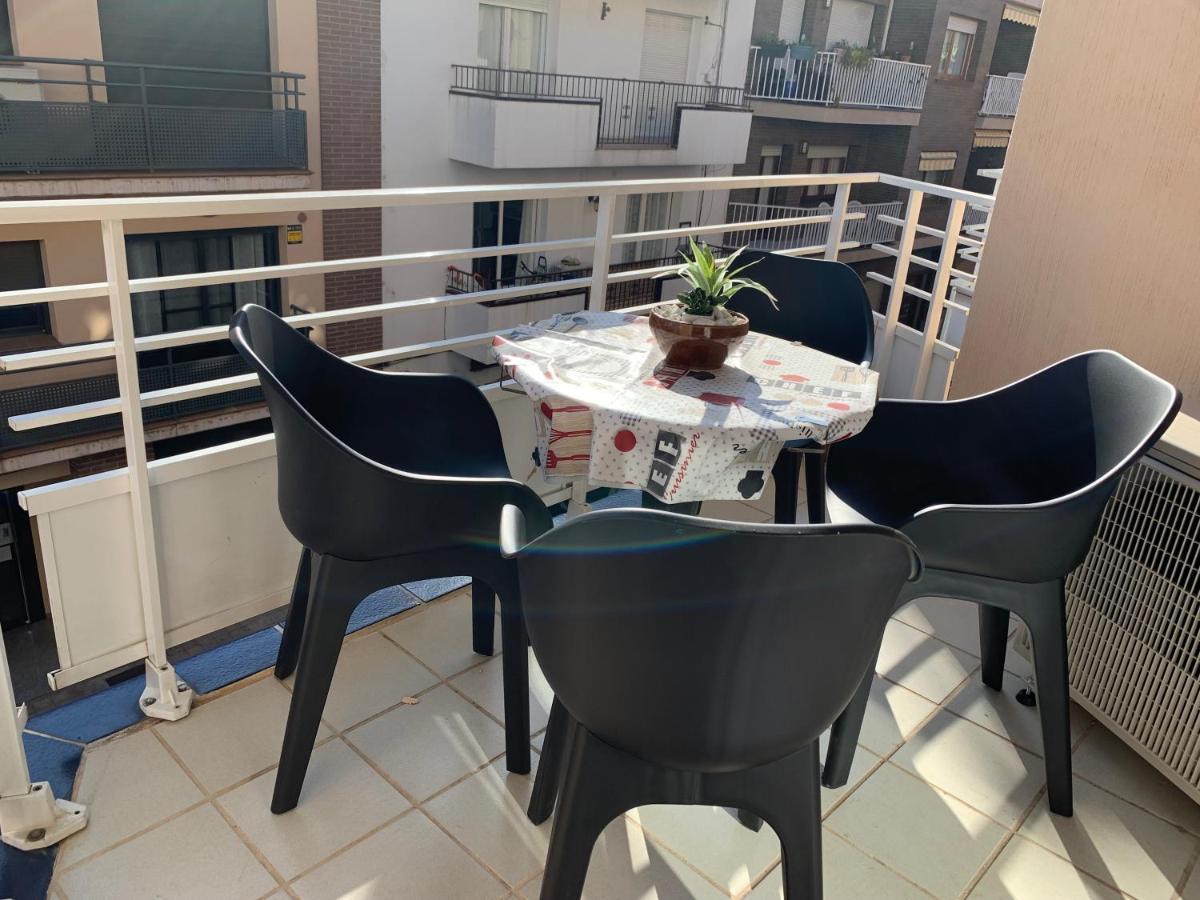 Acogedor En - 50m Playa - Wifi - Aire Acondicionado *
